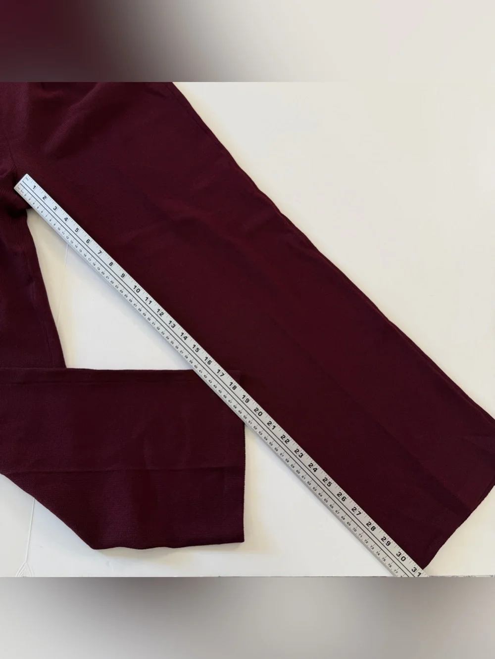 St John Pants Womens 10 Santana Knit Maroon Wine Pockets Straight Leg Pleated
